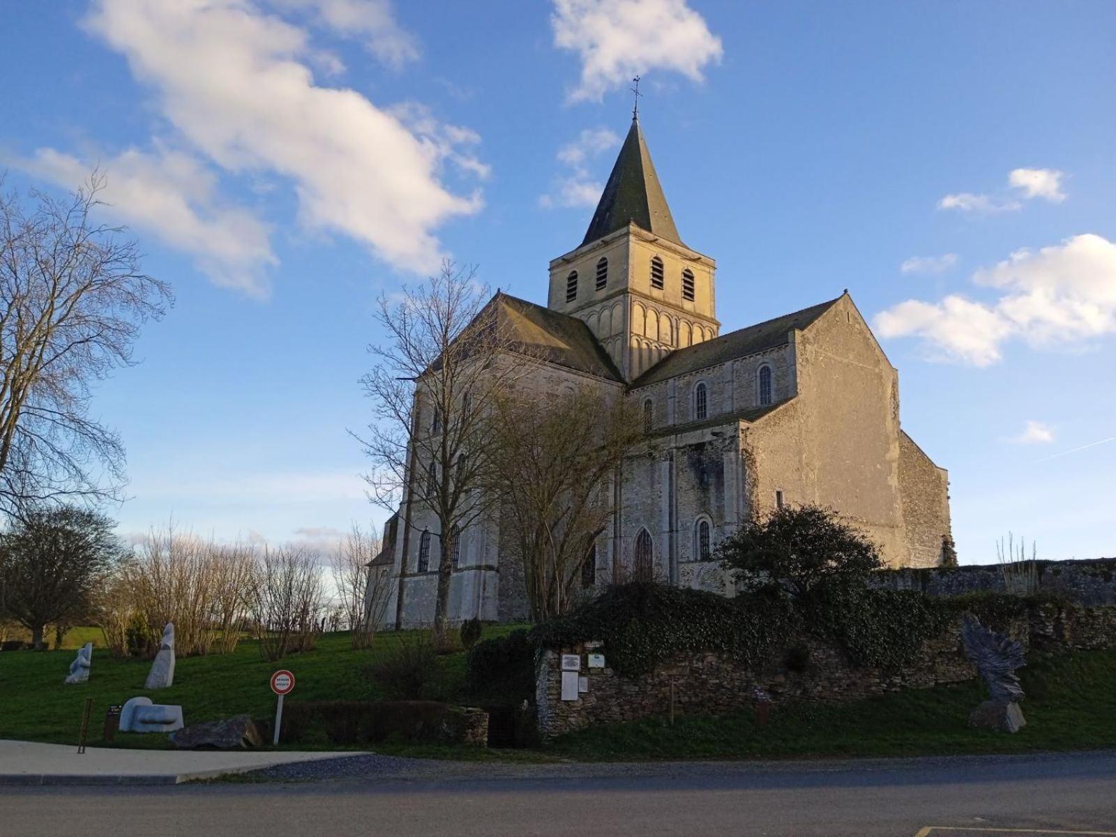 Maison Au Coeur De La Nature Cerisy-la-Foret Exterior photo